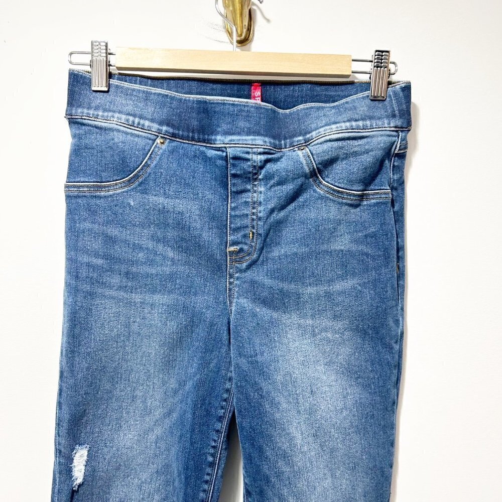 🌷Sale Spanx Distressed Ankle Skinny Jeans Size Medium Medium Wash Released Hem - Picture 5 of 14